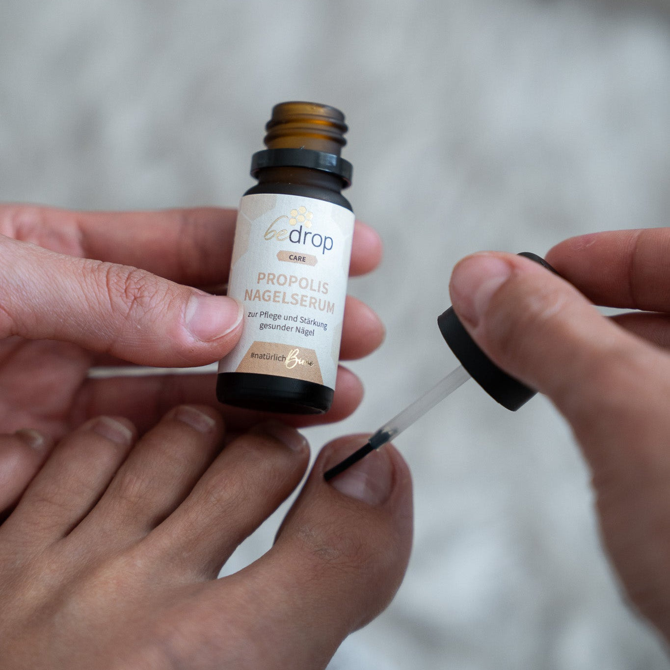 Propolis nail serum - nail care with high-dose propolis & 4 essential oils - 10ml