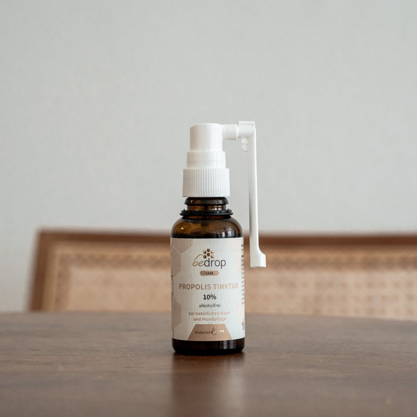 Adapter for propolis tinctures & mouth spray (precise application)