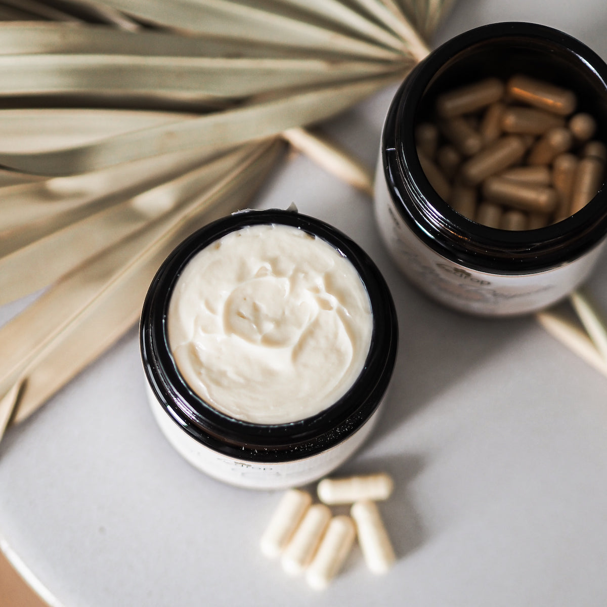 Anti-aging set | Bee Cream (bee venom ointment) + royal jelly capsules