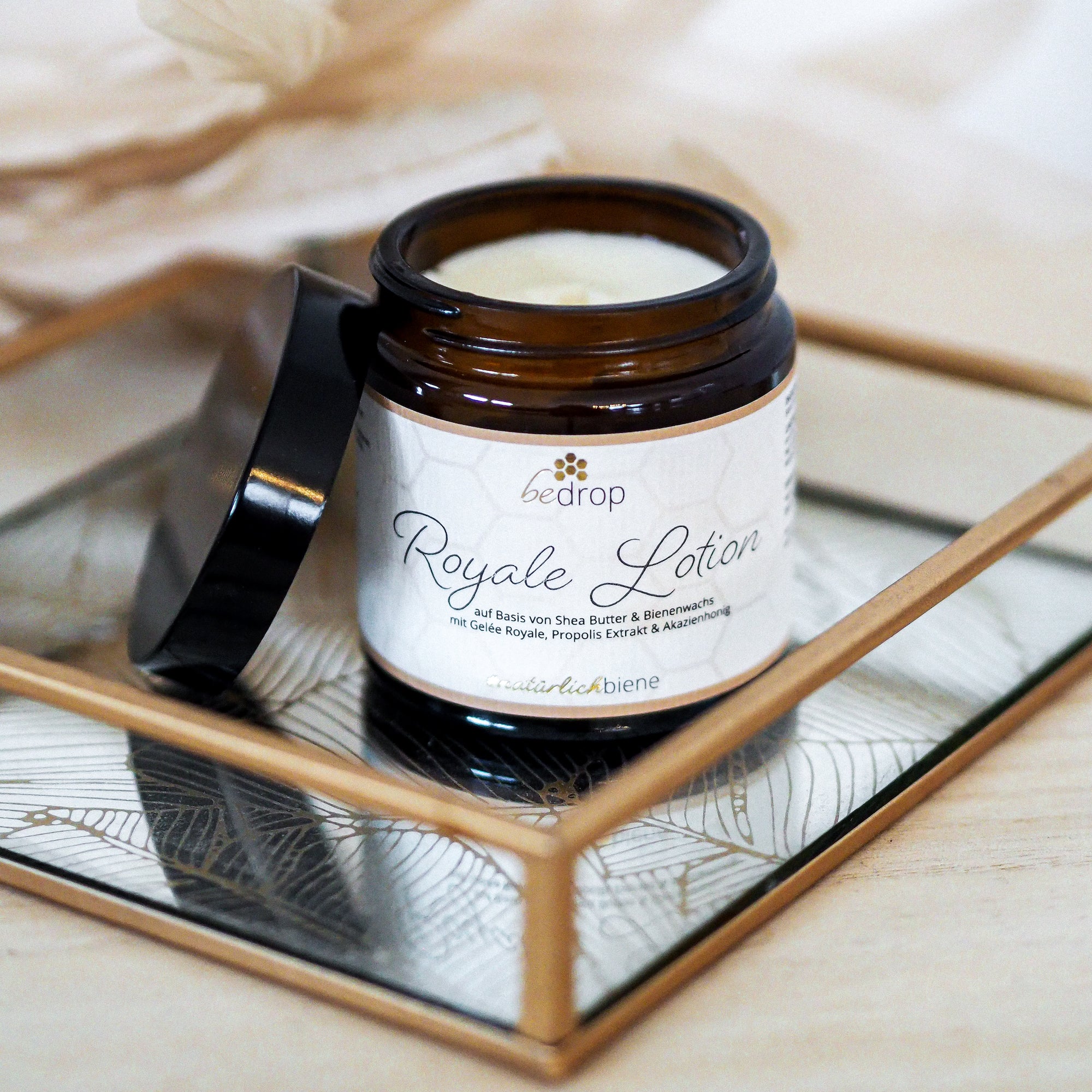Royal Glow Routine: Glow during the day, regeneration at night