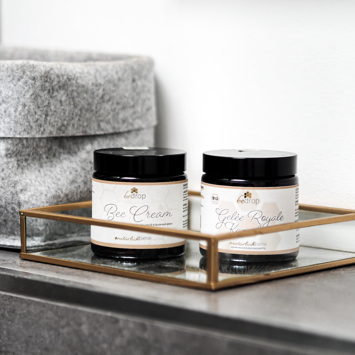 Anti-aging set | Bee Cream (bee venom ointment) + royal jelly capsules